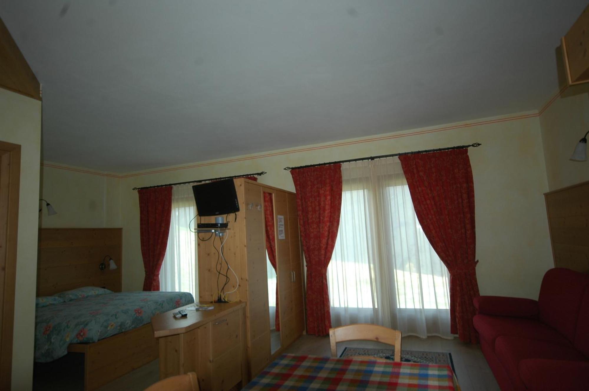 Hotel La Tea Livigno Habitación foto