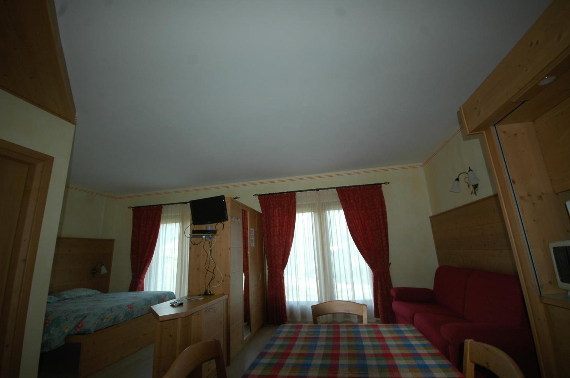 Hotel La Tea Livigno Habitación foto